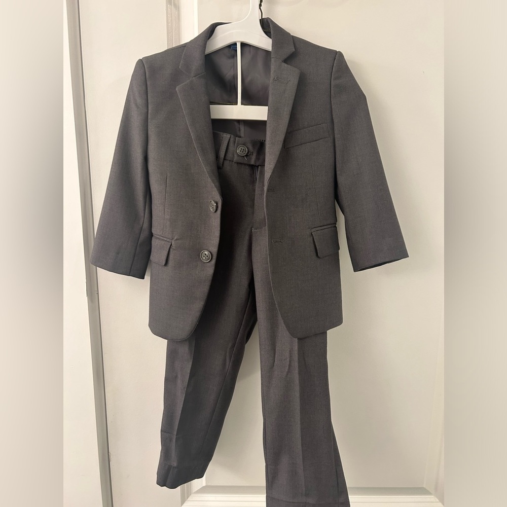 Perry Ellis Little Boys suit